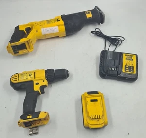 Lot of 4 Dewalt Power Tools - For Parts, DCS380 Reciprocating Saw & DCD733 Drill - Picture 1 of 18