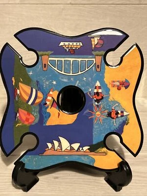 Portabotellas y copas de vino hechas a mano en 1 barcos artesanales australianos tema junto al mar Foto 1 de 4