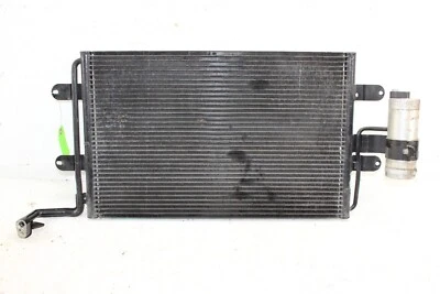 Оригинальный конденсатор кондиционера Volkswagen Golf 1999-2006 годов выпуска 1J0820411D CG97 - Изображение 1 из 4