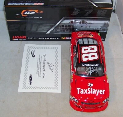 Acción 1:24 2012 #88 Tax Slayer Cole Whitt Jr Motorsports autografiado en todo el país Foto 1 de 4