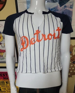 Sexy kurz geschnittenes Damen-T-Shirt Detroit Tigers Jersey Small Victoria's Secret pink - Bild 1 von 5