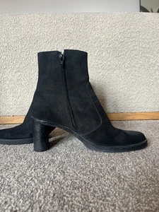 Robert Clergerie black suede boots, size UK 6.5 / EU 39.5 - Picture 1 of 16