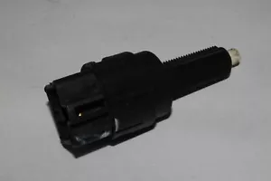 07 HONDA CR-V EXL - INTERRUPTOR PEDAL FRENO - Imagen 1 de 3