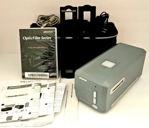 PLUSTEK OpticFilm 7200 35mm film scanner Cables Software, Film Holders, Case - Photo 1/21
