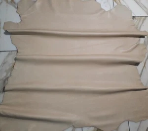 LEDER TIP 39806-UB, Lederreste, 1 Lederhaut 0,8mm, weizenfarben nappa - Picture 1 of 2
