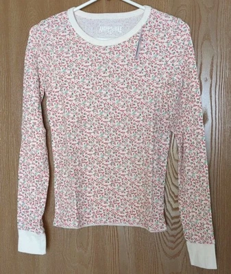 Top tejido gofre floral manga larga American Eagle para mujer talla pequeña blanco nuevo con etiquetas Foto 1 de 4