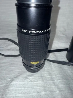 Lente zoom SMC PENTAX-A 1:4 70-210 mm, con estuche y filtro UV Foto 1 de 4
