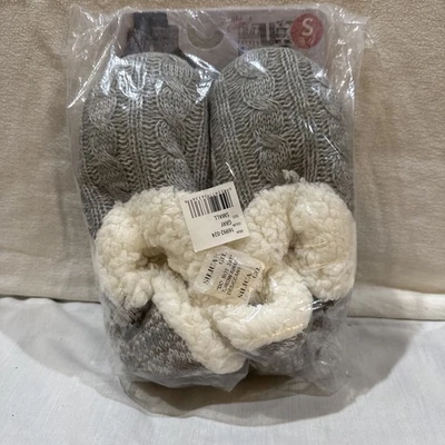 Muk Luks Size Small 5/6 Slipper Boots Faux Fur Lining Fair grey - Image 1 of 4