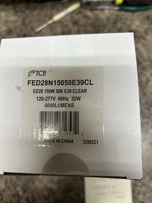 FED28N15050E39CL 32W LED Replacement for 150W MH 5000K Clear Dimmable 120/277V - Image 1 of 4