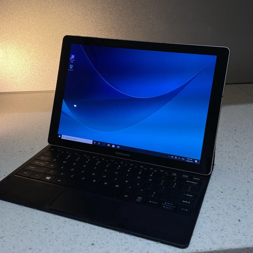 Genuine Samsung Galaxy TabPro S 12" Touch Screen, 4GB, 128GB, Win 10 Pro #309 - Image 1 of 4