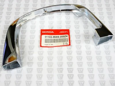 Protector guardabarros Honda NOS NUEVO 61102-MW5-000ZK GL GL1500 ala dorada  Foto 1 de 4