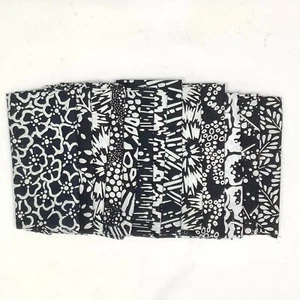 POUND PACK PLUS 1399 100% Cotton Batiks & Handpaint Fabric Scrap Black & White - Picture 1 of 3