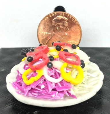 Casa de muñecas miniatura mezclada verduras ensalada comida comestibles utilería 1:12 o 1:6 Foto 1 de 3