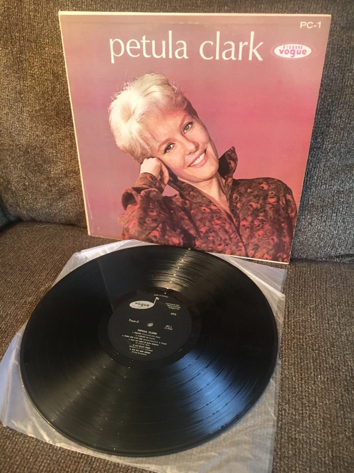 PETULA CLARK Self Titled Vouge 1960's MONO LP PC-1 EXC- Can. Import IN FRENCH!!! - Image 1 of 1