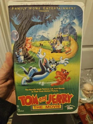 🆕 📼 Vintage 1993 Tom and Jerry The Movie VHS Clamshell   - Image 1 of 4