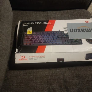 Redragon S107 Gaming Essentials - Wired RGB Keyboard+10000 DPI Mouse Combo *NEW* - Picture 1 of 2