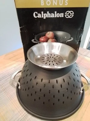 Calphalon Hard Anodized 5 Qt Colander Strainer NOS Stainless Steel Base - Image 1 of 4