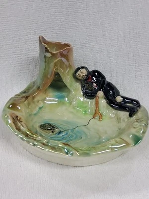 Vintage Australian Wembley Ware Pottery - Swagman Ashtray - image 1 of 4