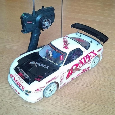 HPI RX-7 4WD scala 1/10 RC Drift Car raro modello da collezione - Immagine 1 di 4