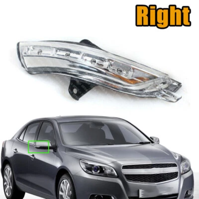 Luz intermitente espejo retrovisor derecho Chevrolet Malibu 2012-2017 Foto 1 de 4