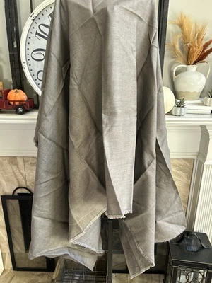 Unmarked mid gray 100% linen fabric bolt 8 ft x 5 ft - Image 1 of 2