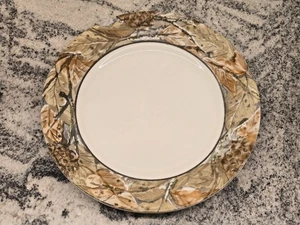 Corelle Woodland Leaves Camouflage Essteller 10 3/4" 4er Set Kabine Camper Rustikal - Bild 1 von 5