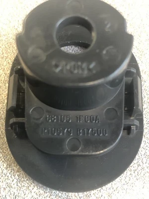 2011 Nissan куб, приборной панели держатели, пластик, OEM, лот из 2, 68105-1FCOA - Изображение 1 из 4