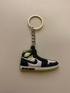 AIR JORDAN 1 RETRO-(VARSITY MAIZE ''NOT FOR RESALE'')-2D SNEAKER KEYCHAIN - Picture 1 of 2