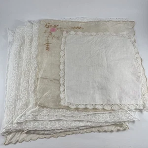 Lotto 9 fazzoletti vintage in pizzo - Assortimento tessuto ricamato e trasparente - Foto 1 di 22