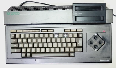 Gioco Home Computer MSX Panasonic CF-2700 Vintage Giappone Raro - Per Ricambi - Immagine 1 di 4