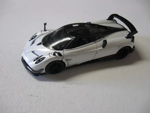 1:38 SCALE KINSMART 2016 PAGANI HUAYRA BC DIECAST PULLBACK W/O BOX - Picture 1 of 5