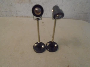 lionel 2 modern era #70 lamp posts in excellent condition - Picture 1 of 3