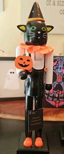 BLACK CAT Nutcracker By Cynthia Rowley Holding Pumpkin~15" Tall 0range - Picture 1 of 3