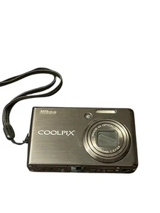 Nikon COOLPIX S600 10MP Digital Camera - w/ Battery - Picture 1 of 7
