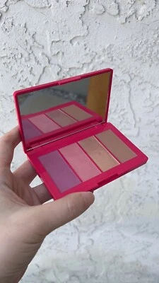 Paleta de Sombras Lancome 4 Cores Brilhante Starlight Face Blush Tamanho Completo 0,32 oz/9 g - Imagem 1 de 3