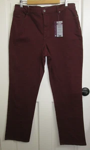 NWT Gloria Vanderbilt Dark Red Amanda Jeans Women Size 14 35x30 Stretch 73-33522 - Picture 1 of 9
