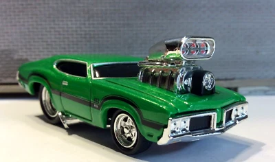  MUSCLE MACHINES 1970 OLDS 442 W30 1:64 DIECAST  70 OLDSMOBILE 442 - - Image 1 of 4