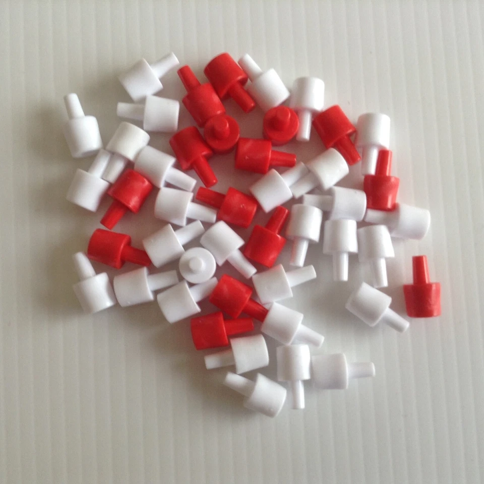 BATTLESHIP Tactical Combat Game 2008 MB Games - 45 Pegs - Spares - Image 1 of 1