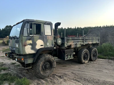 Camión de carga militar BAE Systems M1083A1 2008 5 toneladas 6x6 Foto 1 de 4