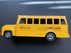 Vintage 1960s Hubley School Bus Yellow #2 Pressed Steel with Metal Bottom - Picture 1 of 8