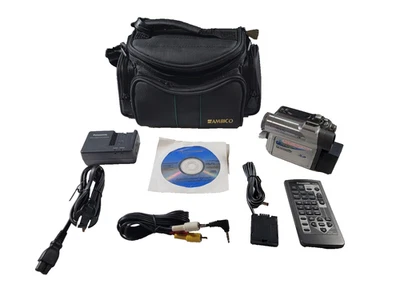 Videocámara digital Panasonic PV-GS50D MiniDV con zoom óptico 12x, paquete Foto 1 de 4