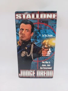 Judge Dredd (VHS, 1995) Sylvester Stallone - Picture 1 of 3