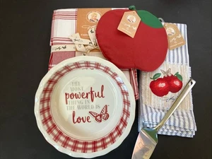 Dolly Parton Dollar General Apple Collection Lot Of 5 NWT New Fabric Tablecloth - Picture 1 of 9