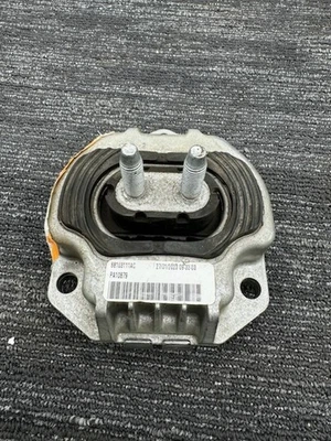 Nuevo aislador de montaje de transmisión OE 2014-2019 Jeep Grand Cherokee 3,0 L 68103111 Foto 1 de 2