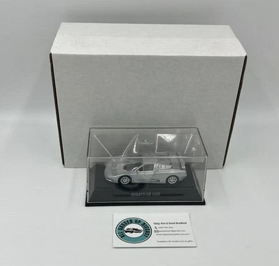 1:43 BUGATTI EB 110S SILVER OPENING PARTS REVELL - Image 1 of 4