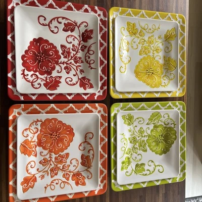 Juego de 4 platos cuadrados de cena y ensalada de melamina Laurie Gates rojo amarillo naranja verde Foto 1 de 4