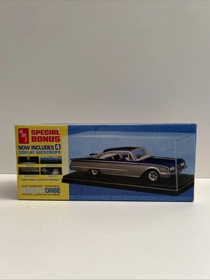 AMT 1:25 Scale Clear Polystyrene Car Model Display Case w/4 Backdrops AMT600/12 - Image 1 of 4