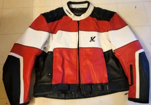 XPERT Leder Motorrad Jacke rot/schwarz/weiß Farbe US HERREN GRÖSSE 52H EUC - Bild 1 von 22