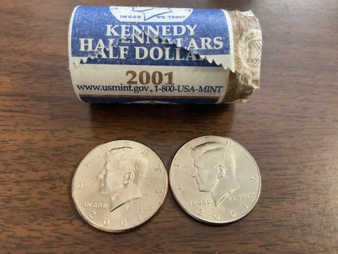 2001 P & D Kennedy Half Dollar pair Choice/Gem Bu Set from mint rolls Cover