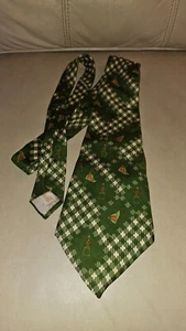 Vintage Mid Century Mad Men Dafne Silk Tie Necktie Green Fox Hunt - Picture 1 of 2